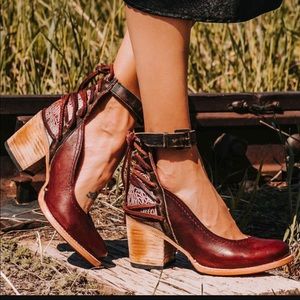 "FREEBIRD Raeanne Burgundy Ankle Bootie